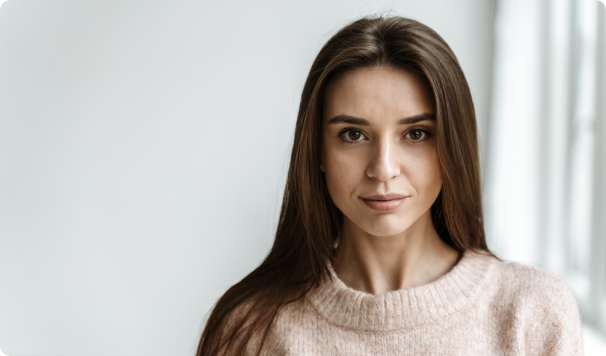 portrait-young-business-woman